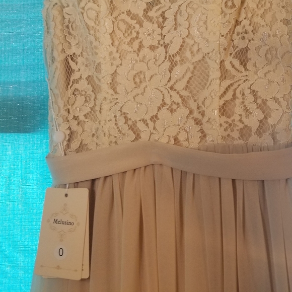 Formal Melusino dress cream color size 0 - Picture 4 of 7